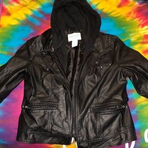 Leather jacket zip up